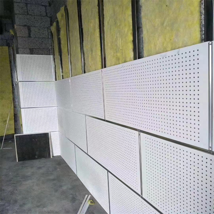 Computer room, school office, workshop, suspended ceiling, wall, composite fiber cotton gypsum board, calcium silicate board, perforated sound-absorbing board