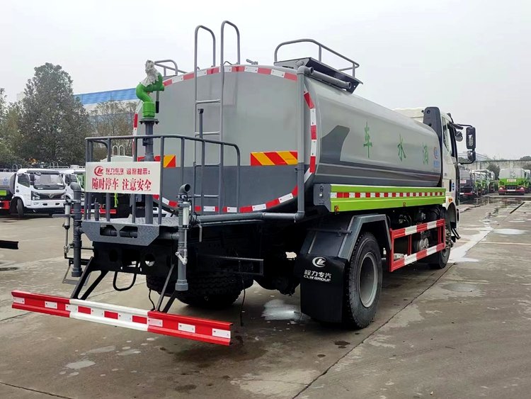 Jiefang J6 New Water Mist Gun Truck 12-15 Square Water Mist Gun Truck Equipped with a Large Number of Existing Cars at Surprising Prices for Direct Supply