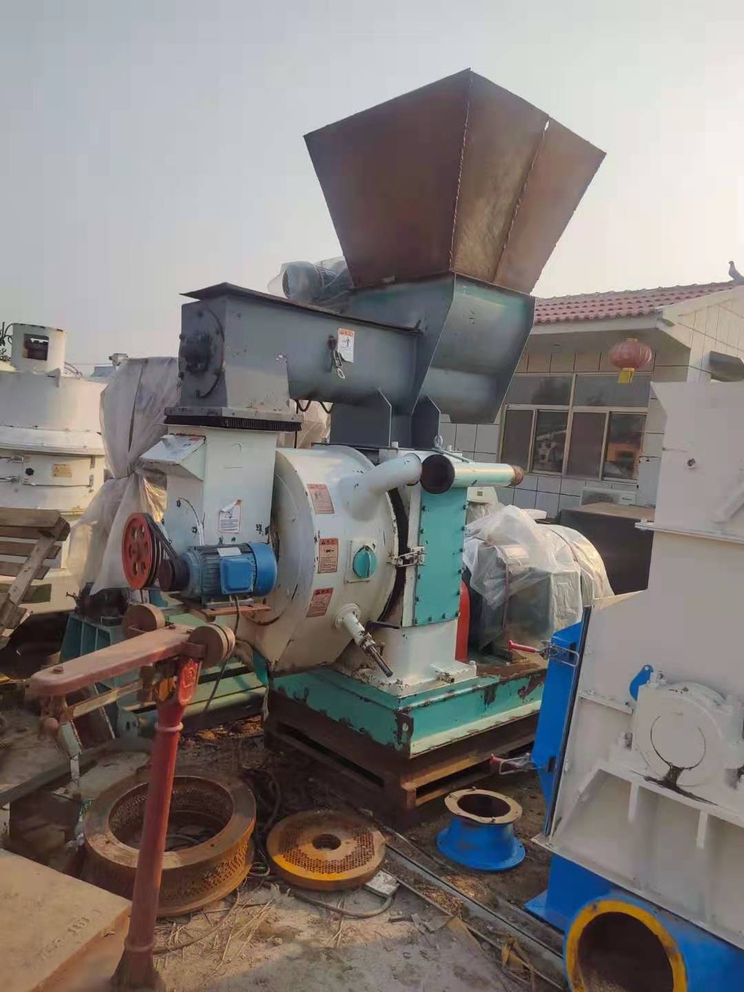 Used ring mold granulator, fully automatic 75 kW sawdust straw granulator