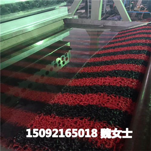 PVC anti slip plastic spray silk carpet production line dual color silk circle car foot pad production equipment