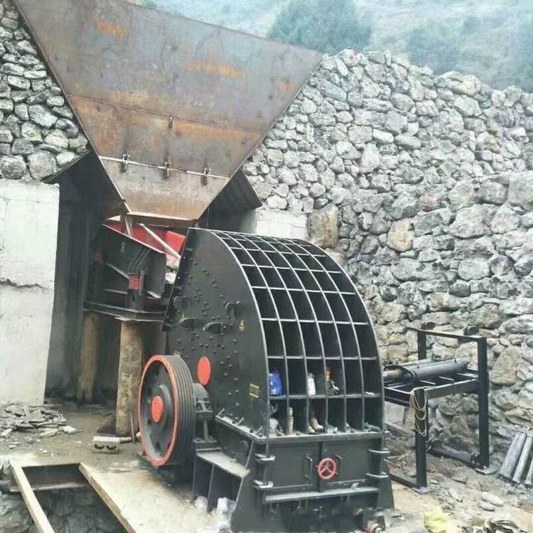 Impact type heavy hammer crusher 1310 snail heavy hammer breaking single stage hammer crusher Guangxin Machinery