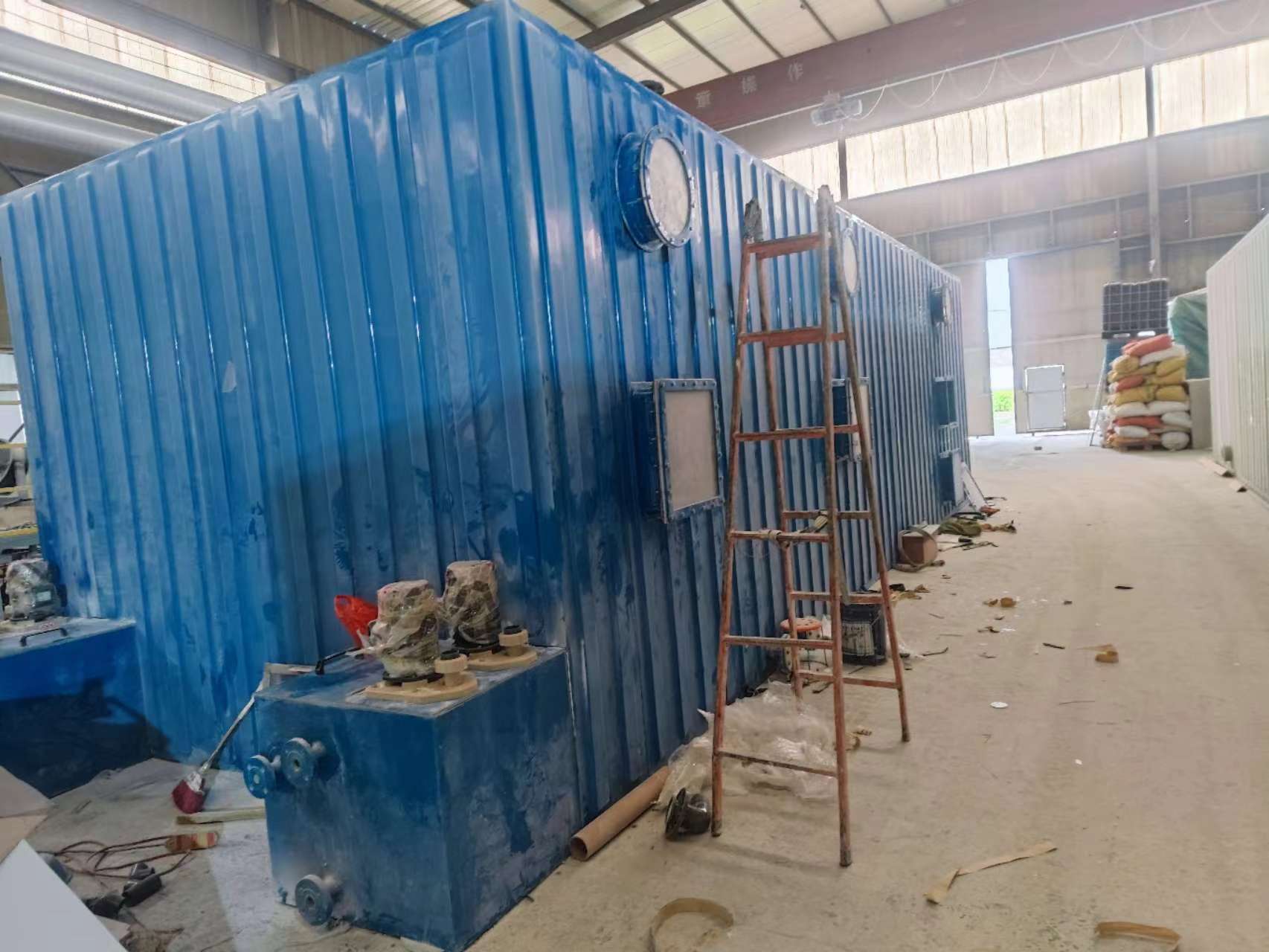 Biological deodorization box, biological filter, deodorization equipment, biological device waste gas treatment and treatment project