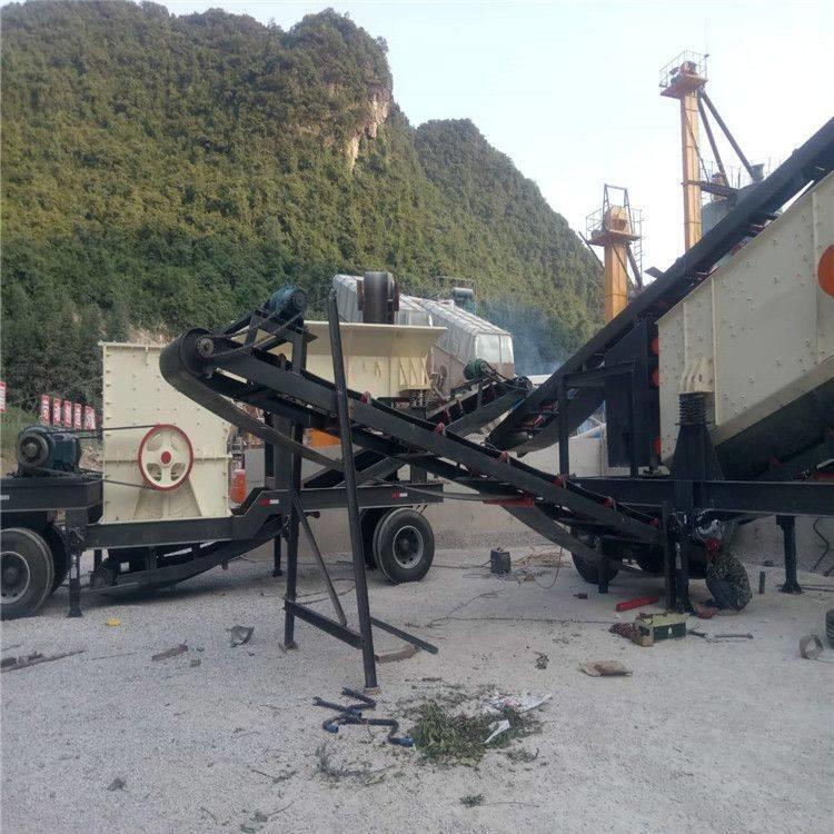 Vehicle mounted mobile crusher, hammer crusher, stone crusher, stone crushing station, Guangxin Machinery