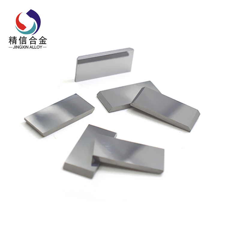 The manufacturer produces tungsten steel blades for sharpening tools, and provides multiple types of hard alloy sharpening blades for various types of sharpening blades