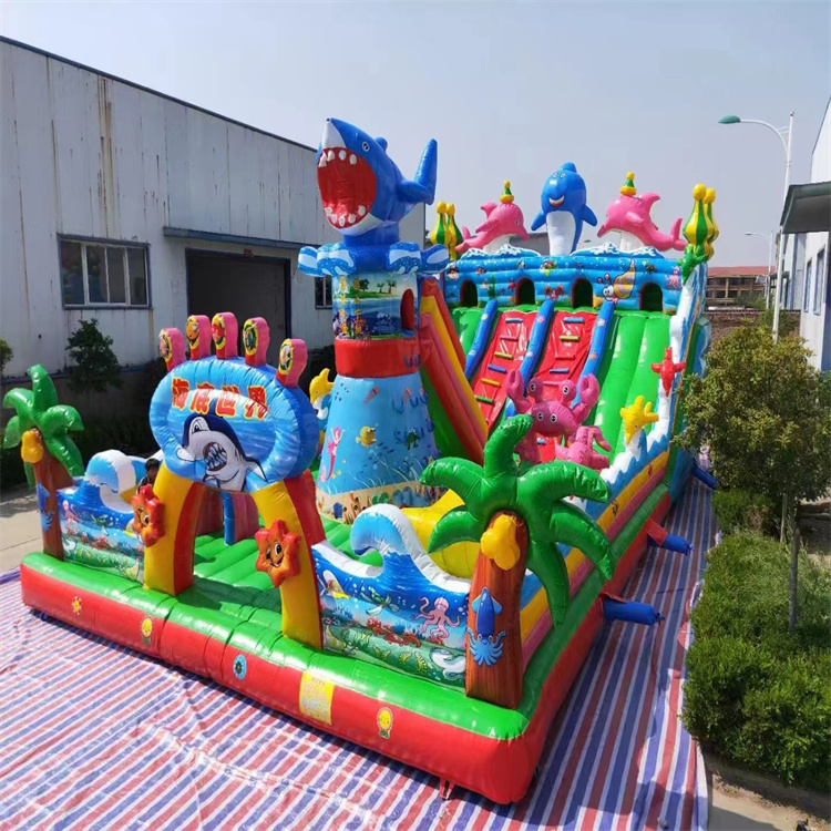 Children's inflatable castle indoor and outdoor trampoline small amusement park mischievous castle amusement equipment