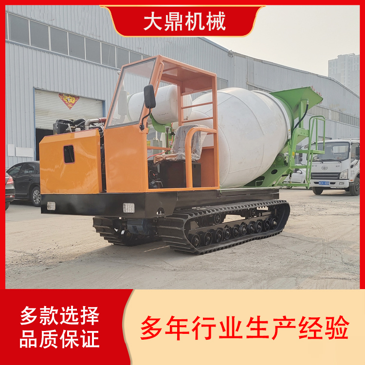 Tracked concrete tank truck, mud ground, tracked cement transport vehicle, stable driving and simple operation