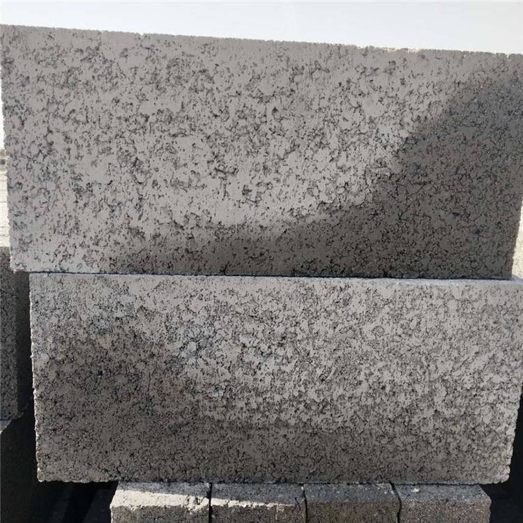 Baoding Shunping Brick Factory provides concrete standard bricks with high corrosion resistance, non deformation strength, and sufficient stock