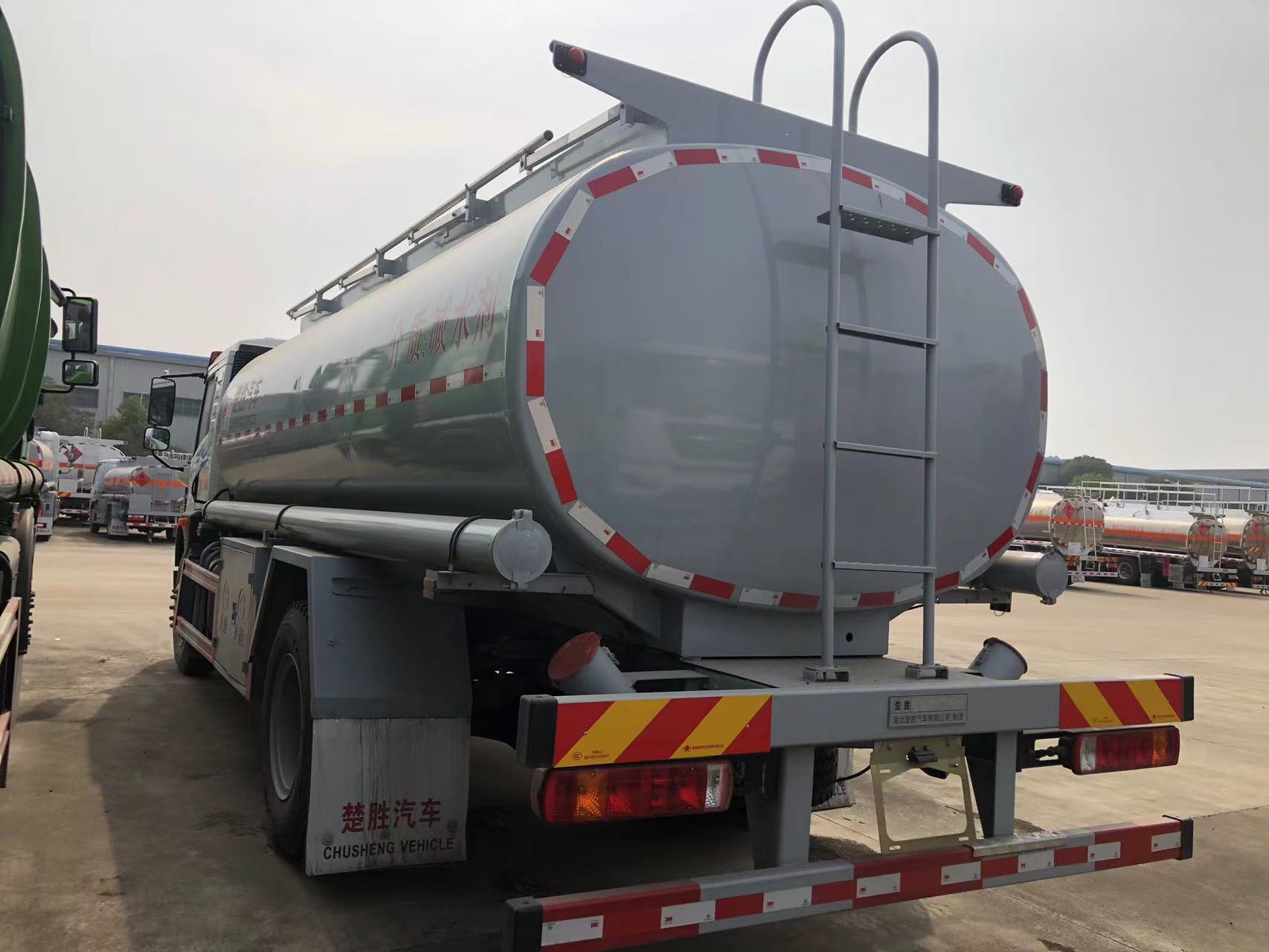 Chusheng brand CSC5180GPGCA6 Jiefang 12.7 square meter ordinary liquid transport vehicle and 15 square meter liquid supply vehicle