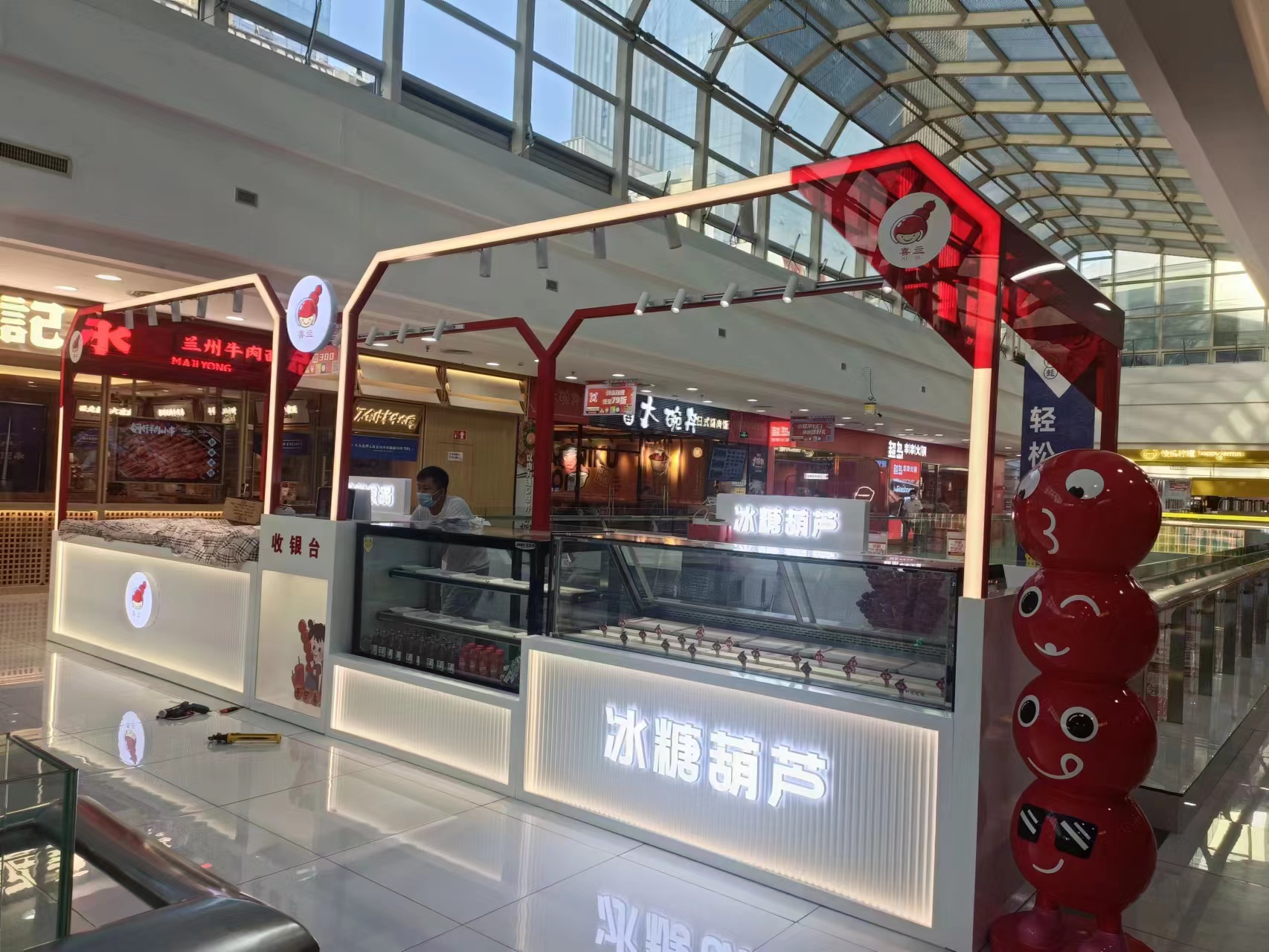 Century Longxiang Tobacco, Liquor, and Tea Exhibition Cabinets are provided by professional manufacturers for free on-site measurement and design