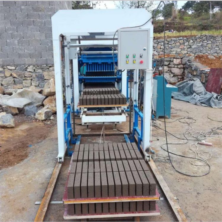 万铭4-35C多功能免烧水泥砌块成型机 粉煤灰水泥标砖机建材设备