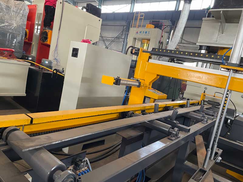 Weili Heavy Industry 800 ton automated production line for anchor rod trays, anchor cable trays forming hydraulic press