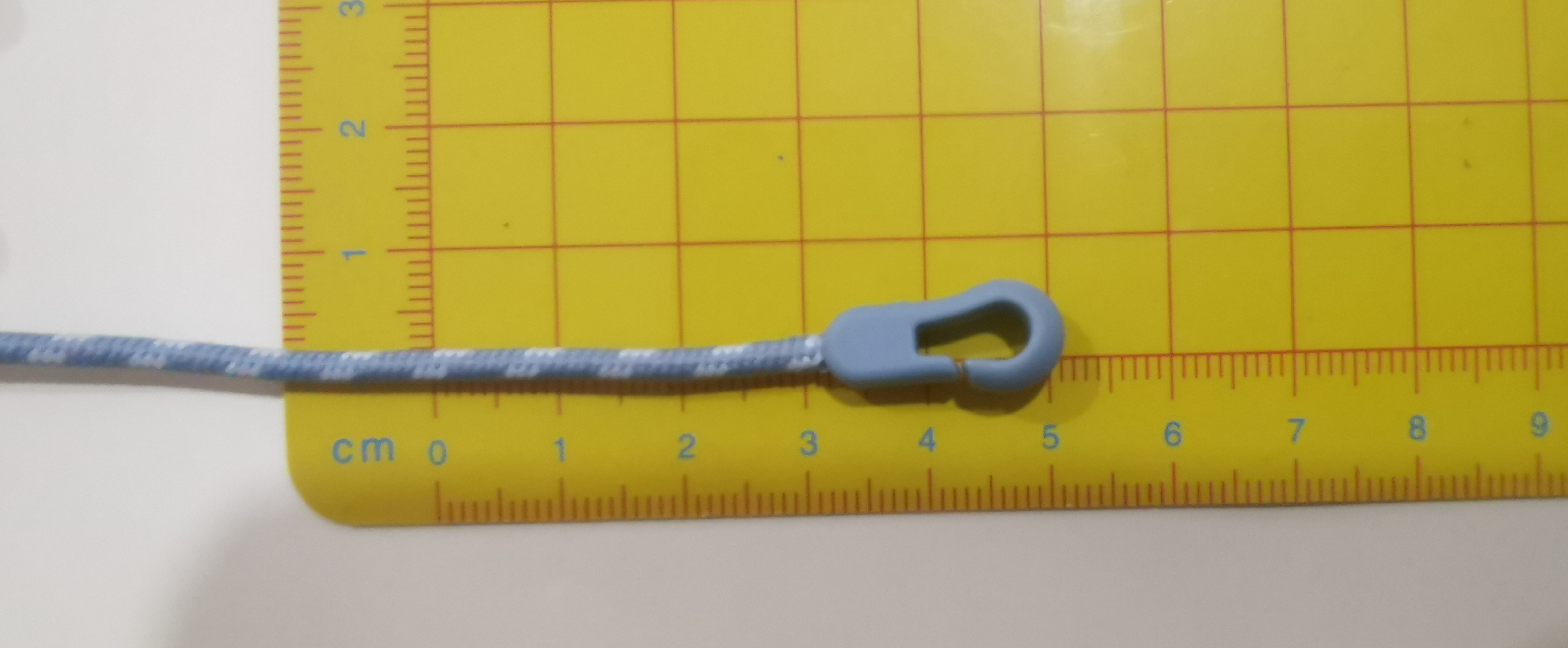 Zipper lanyard, injection molding hook, handle, mask, pull rope, pull loop, and hang ear