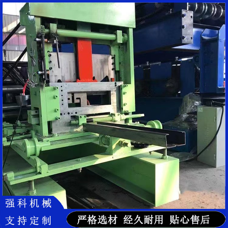 C-type purlin tile pressing machine, manual C-type steel forming machine, customized by Qiangke according to needs