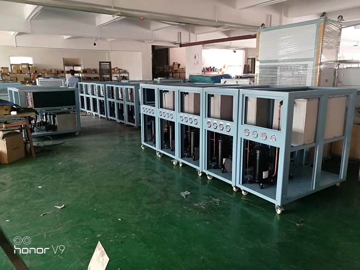 Multifunctional injection molding workshop energy-saving industrial centralized process mechanical equipment industrial screw chiller