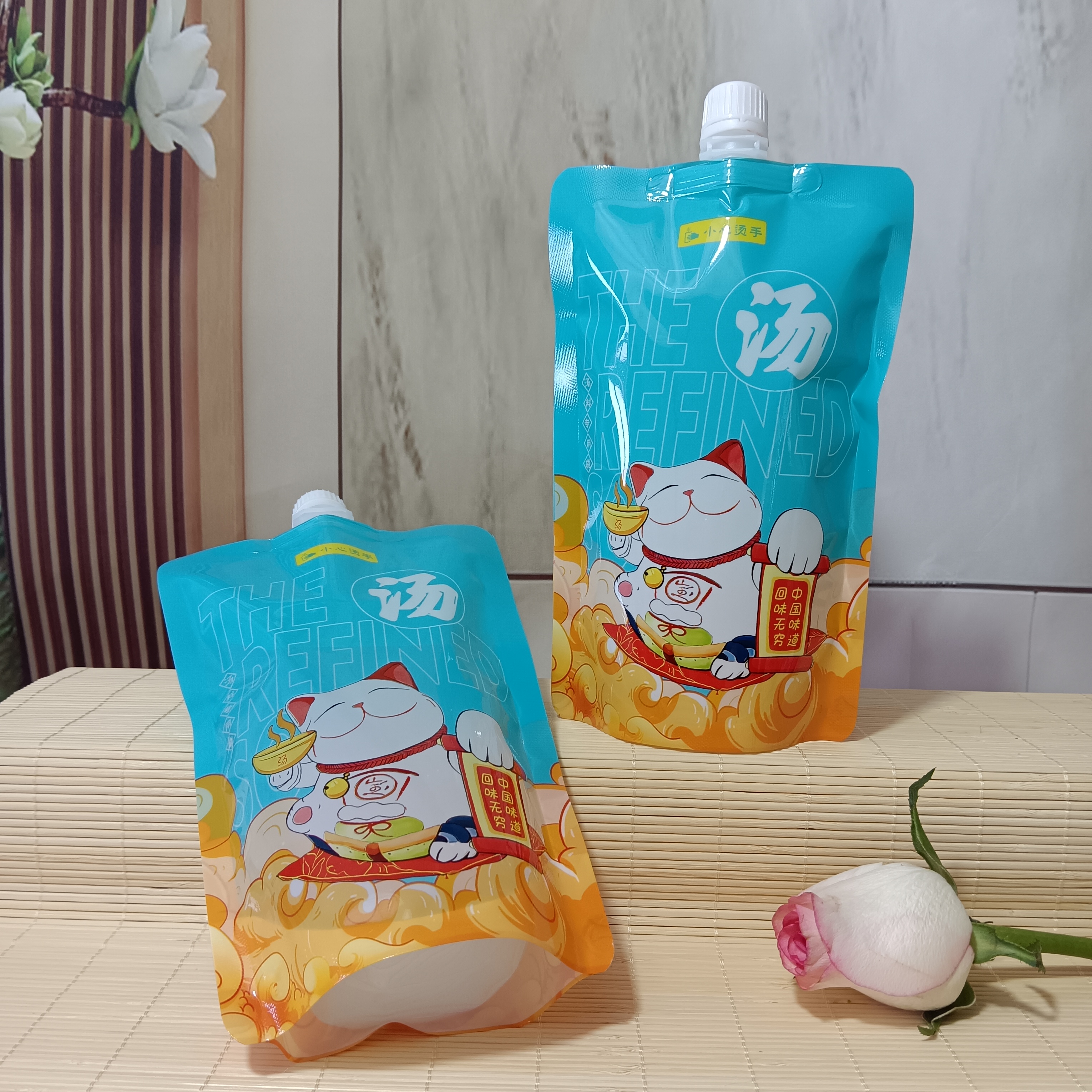 Soup packaging bag Luosifen soup Wonton soup nozzle bag drink nozzle self support bag support customized free design