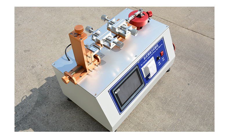 Insertion and extraction force testing machine, microcomputer insertion and extraction testing machine, horizontal automatic insertion and extraction machine