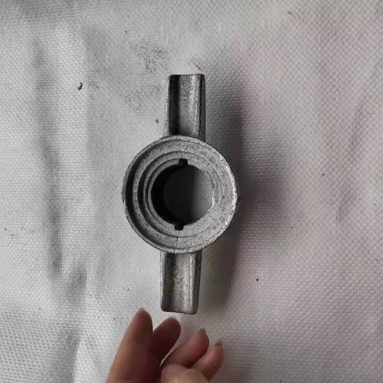 新型扣件 方柱扣加固件 紧固件加固 方柱 扣 建梦建筑生产
