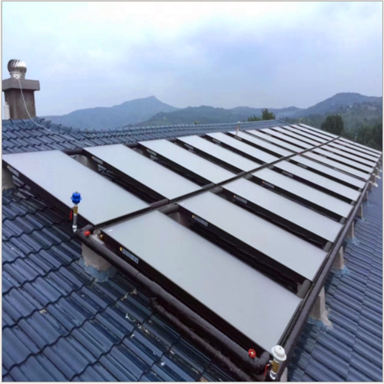 Clean water quality, long lifespan, domestic 2.0m2-40 ° anti freezing cycle black film solar panel collector for household use