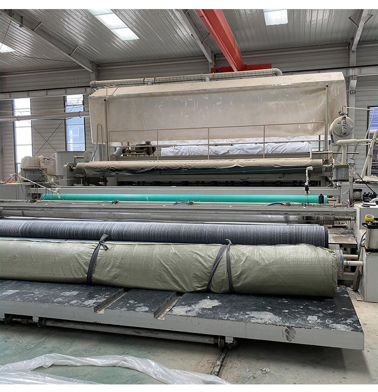 Composite waterproof mat for solid waste disposal Dongchen supports customized natural sodium based bentonite waterproof blanket