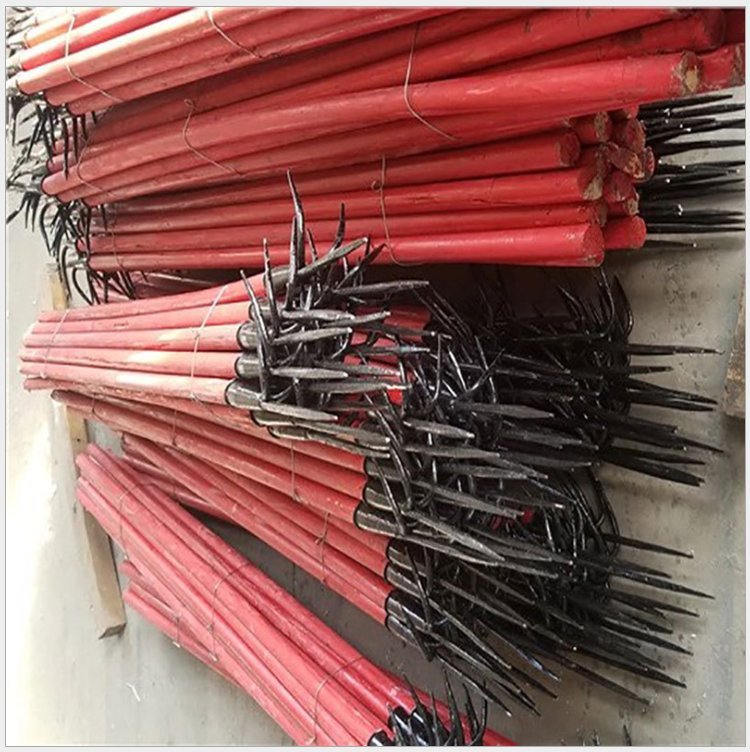 The multifunctional fire hook with a long handle structure is simple and convenient to use for firefighting and rescue. The fire hook is a firefighting tool