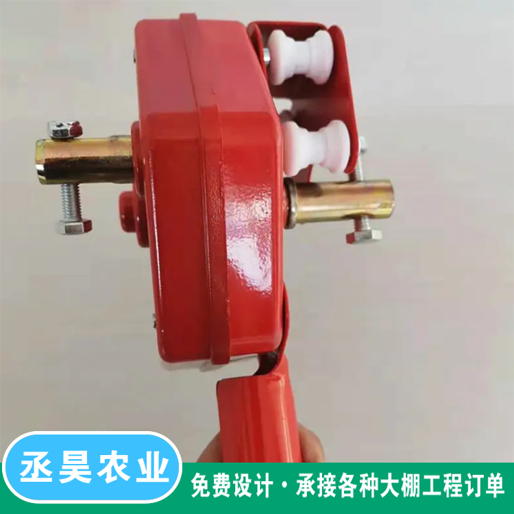 Manual film rolling machine, Korean style manual film rolling machine, greenhouse film rolling machine, high-quality, affordable, time-saving, labor-saving, Chenghao Agriculture