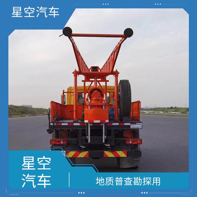 Mobile drilling locomotive Crawler type drilling locomotive Hydraulic oil heat dissipation system on the go