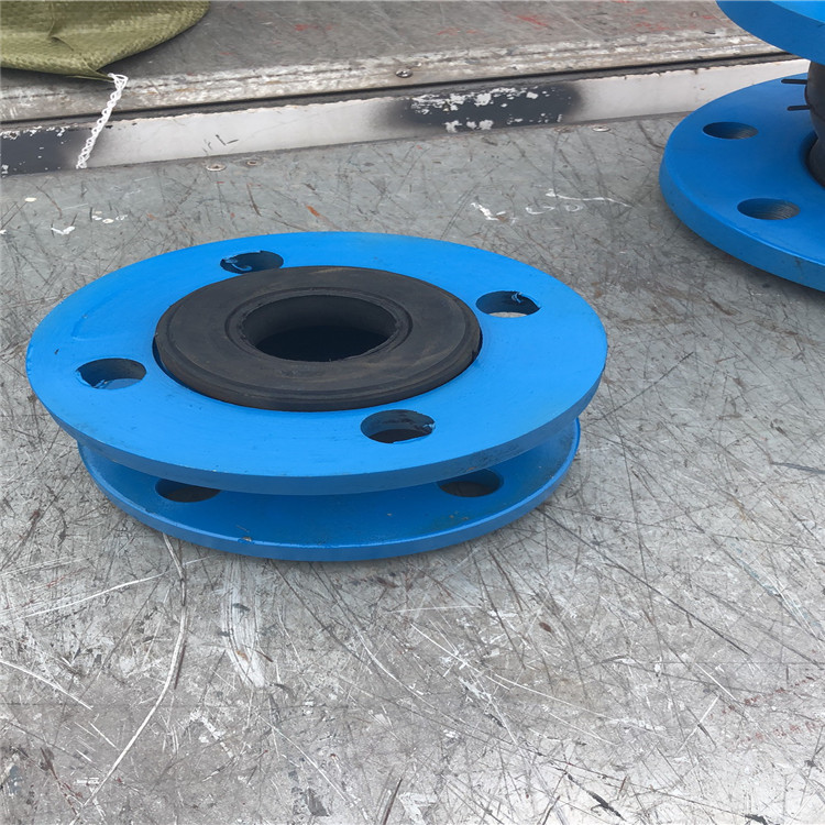 Qixin customized hot spray plastic flange flexible joint, metal hose, rubber flexible joint, bending rubber joint