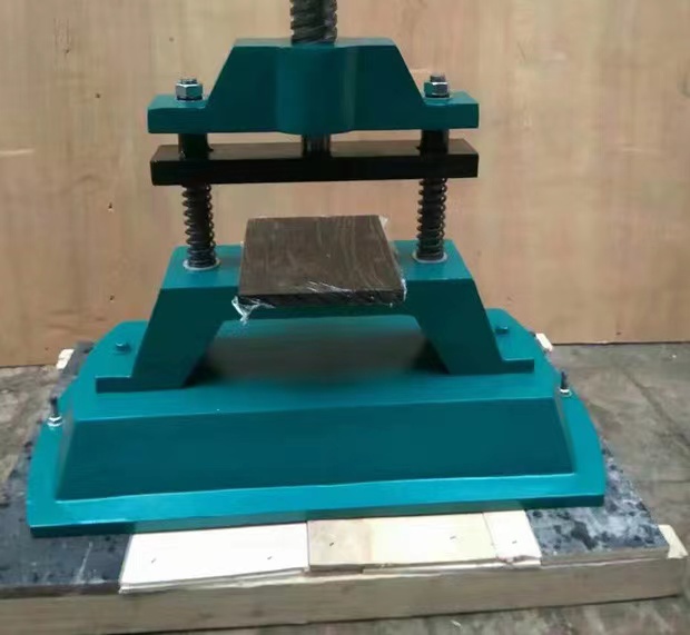 First test waterproof roll punching machine dumbbell prototype, manual punching CP-50 type