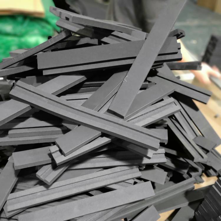 EPDM rubber foam supply foam sealing strip, fireproof and flame retardant EVA rubber pad customization