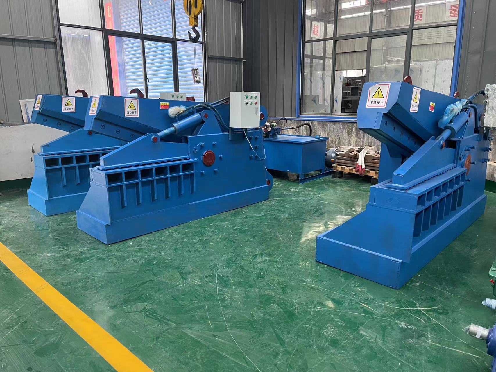 Scrap steel, scrap iron, metal frame, crocodile shear machine, metal crocodile shear, fully automatic hydraulic steel rolling