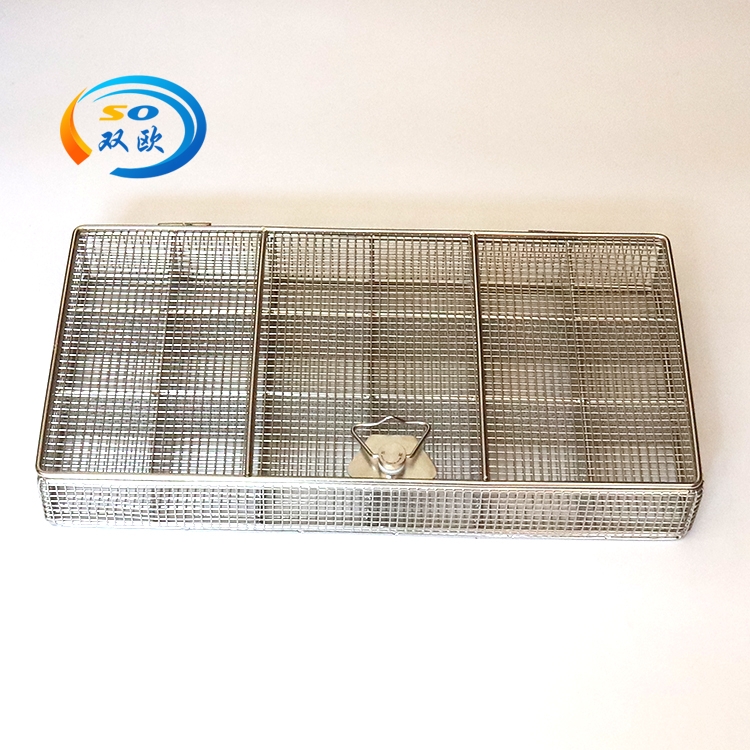 Double European wire mesh stainless steel punching basket, disinfection storage basket, instrument basket, supply room basket, cleaning and disinfection basket