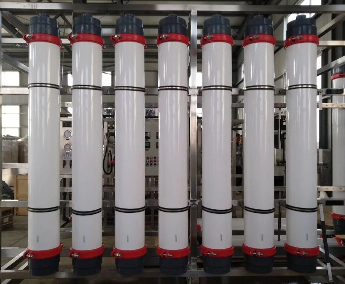 Hollow fiber membrane, ultrafiltration membrane components, external pressure ultrafiltration membrane, column ultrafiltration