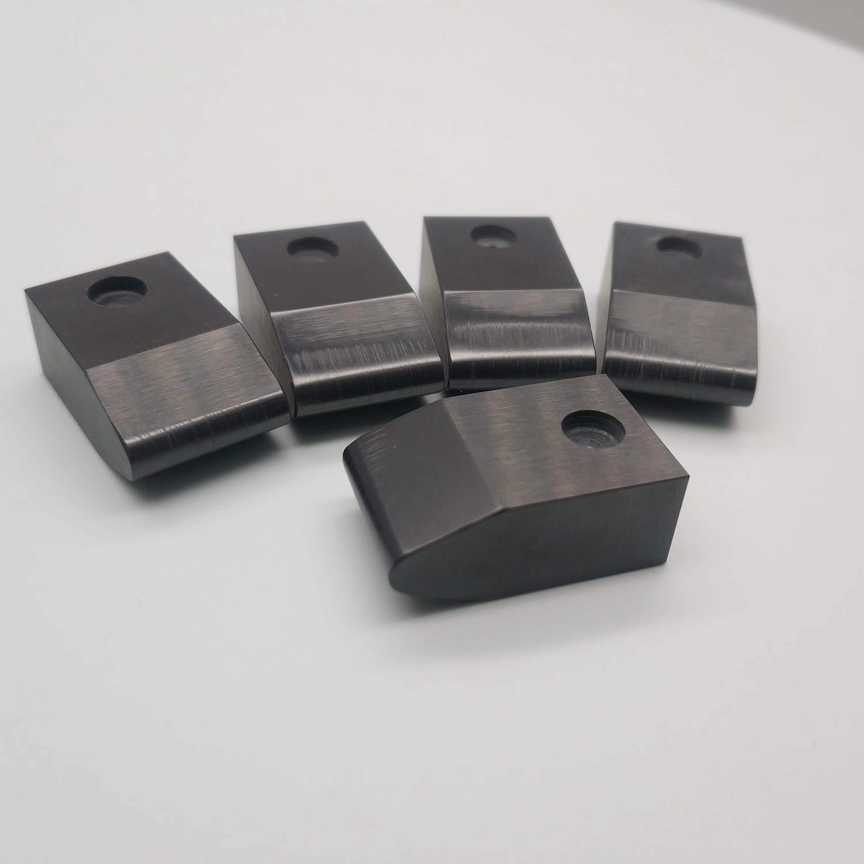 【 Customized various specifications 】 Silicon nitride ceramic positioning blocks, welding, non magnetic, spot welding values