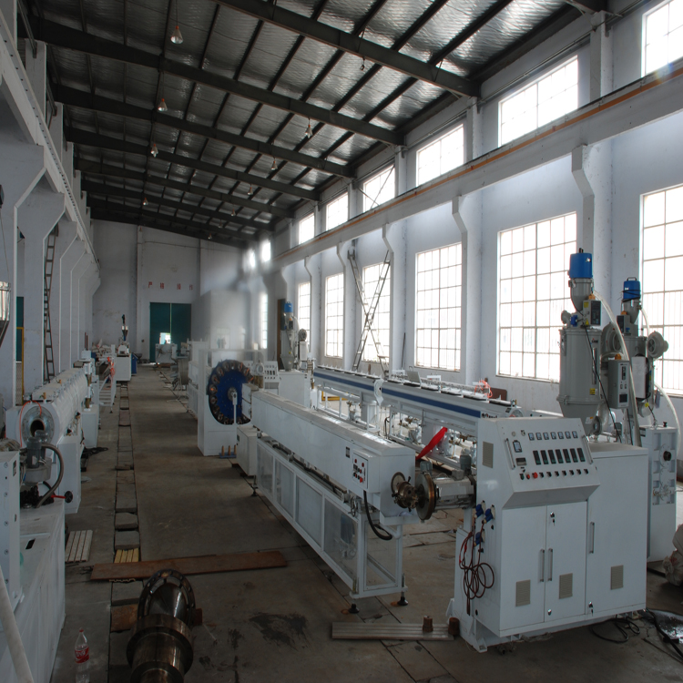 Tenghai Garden Pipe Equipment PVC Fiber Reinforced Flexible Pipe Production Line Extruded Flexible Pipe