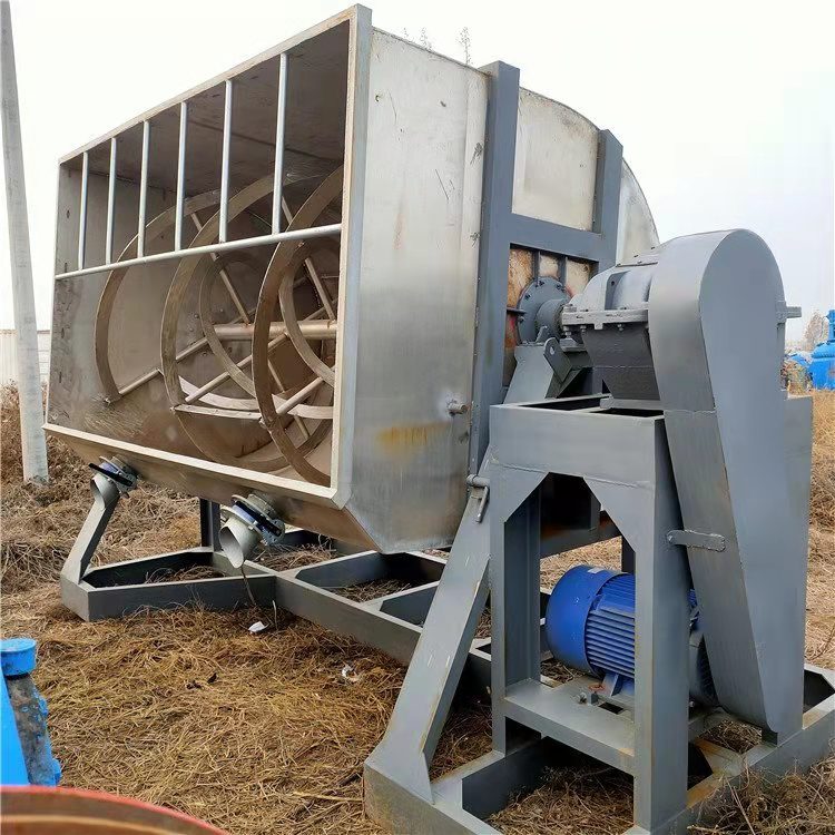 Used real stone paint mixer, stainless steel vacuum spiral belt mixer, flipping mixer