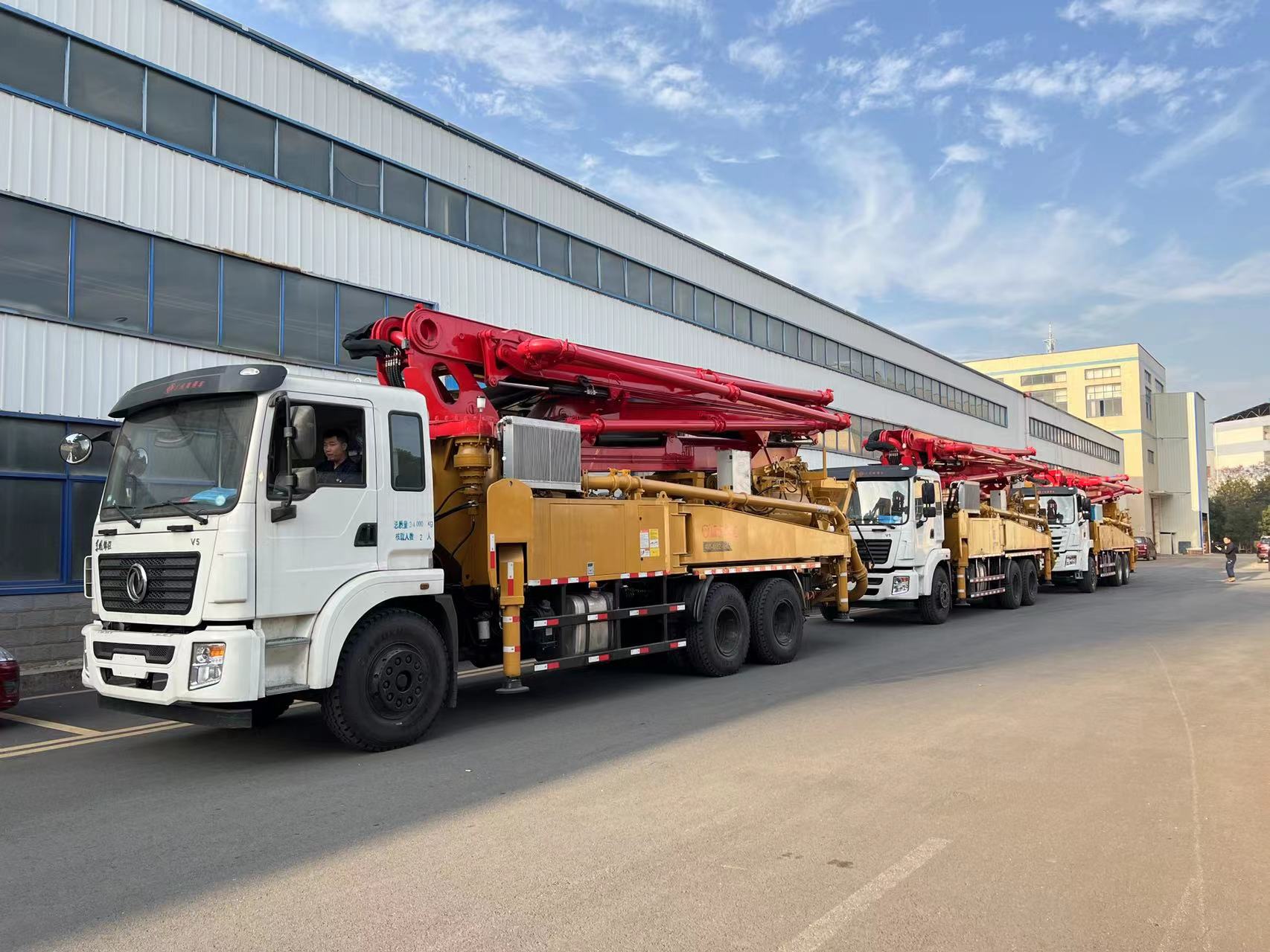 Weishi self mixing pump truck, 33 meters, single bridge, narrow road surface, rural building and road repair, 30 cubic meters of concrete per hour