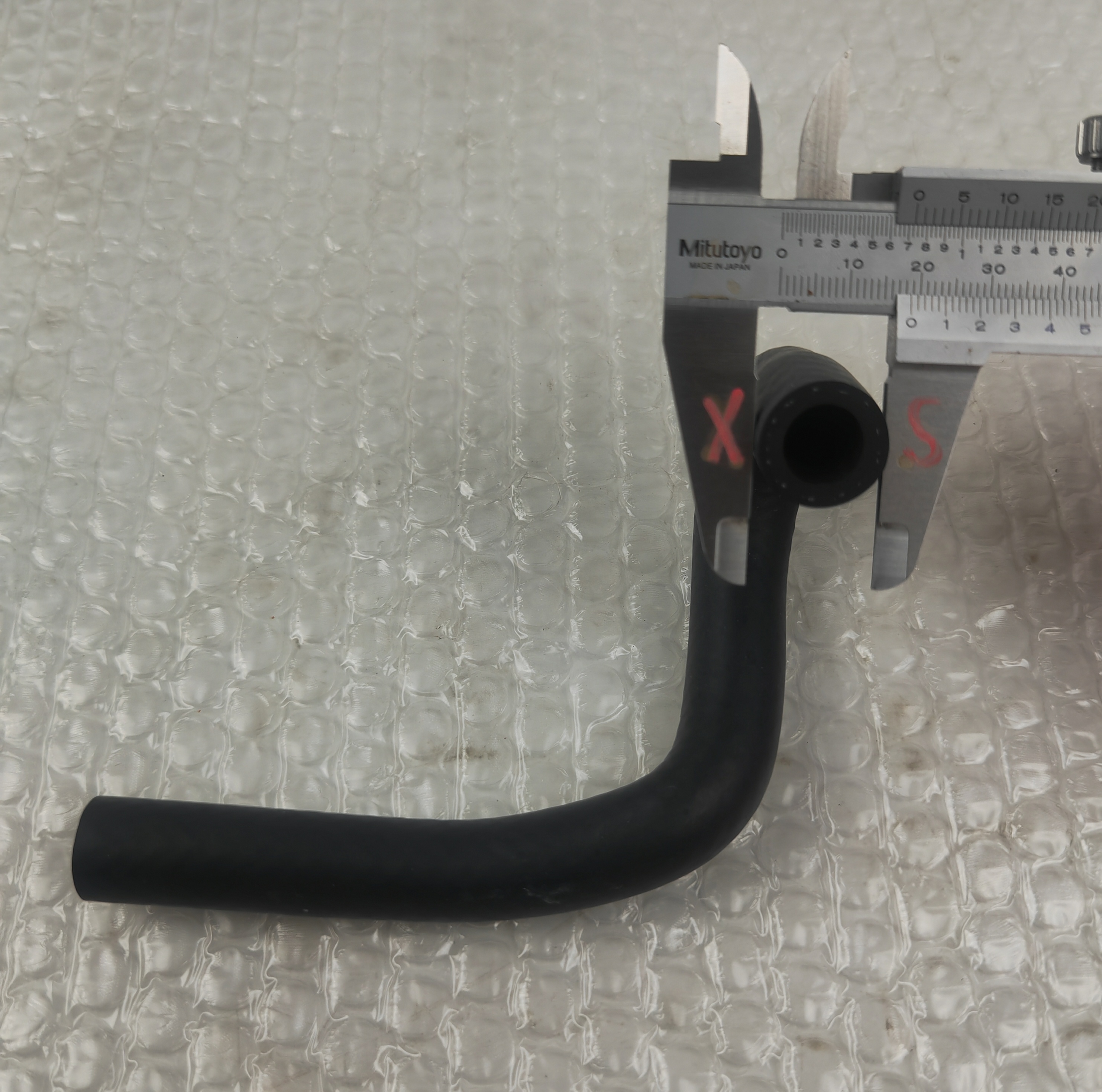 Excavator accessories PC56-7 engine 4D87 direct injection machine oil pipe KT1A024-3715-2