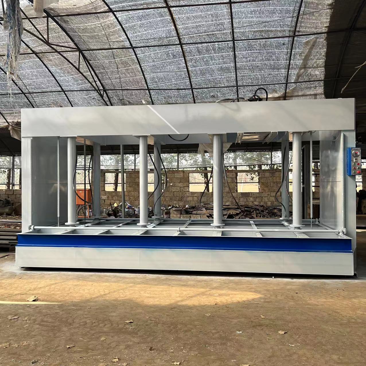 External wall insulation board hydraulic cold press, wooden door honeycomb board whole stack pressing machine, customized 5-meter composite board pressing machine