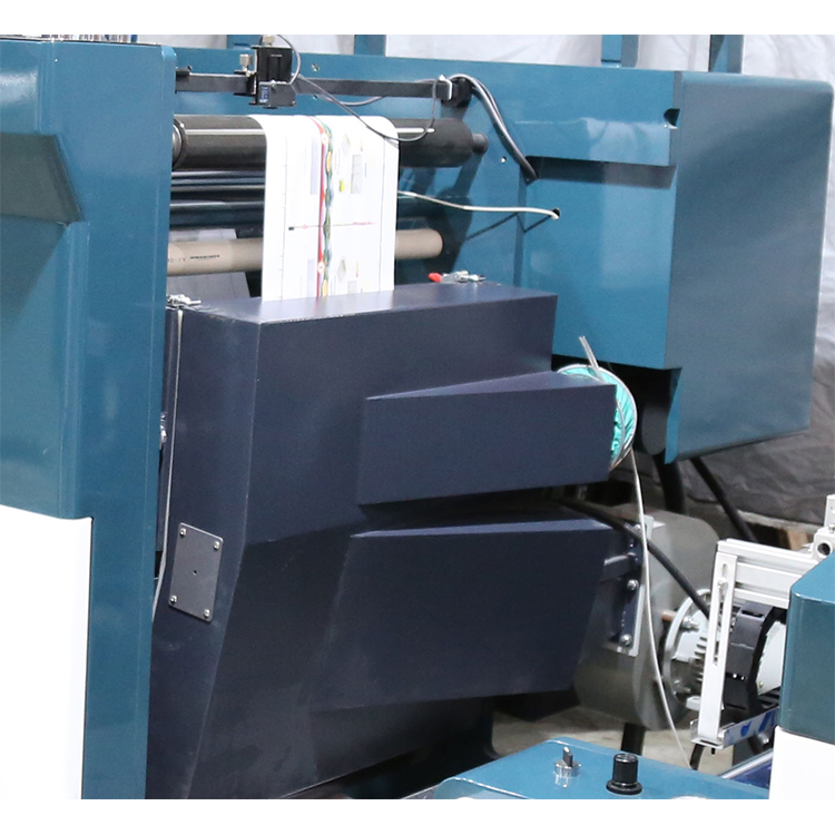 Fully servo eight color petal flexographic printing machine Zhenbang can customize automatic plate mounting machine