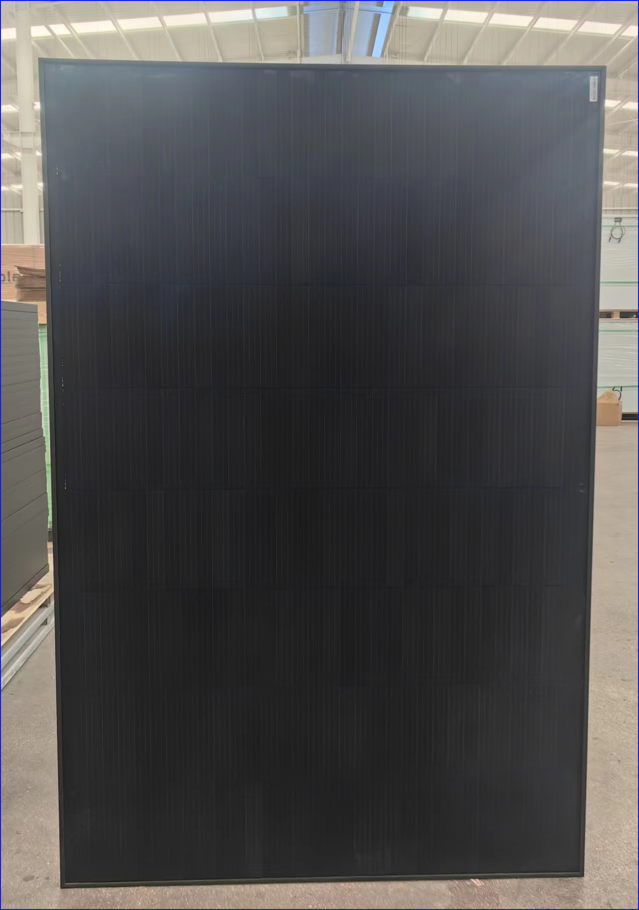 XTL stacked 360W single crystal solar panel A photovoltaic module photovoltaic panel