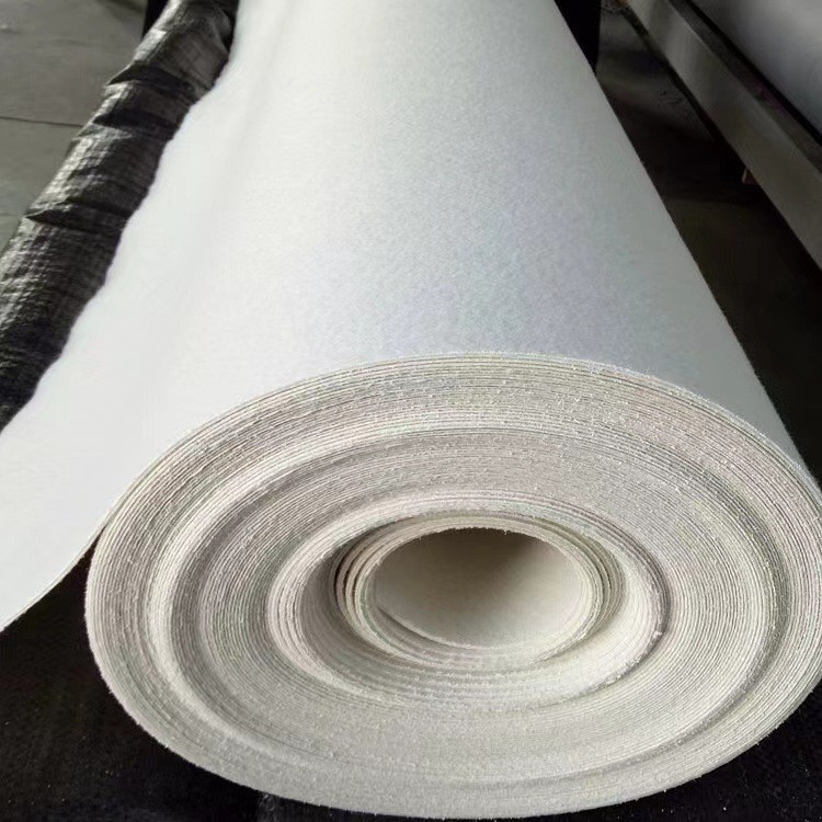 Composite membrane manufacturer, composite geotextile, two cloths and one membrane, for repairing and preventing seepage in river channels, geotextile Yingyue