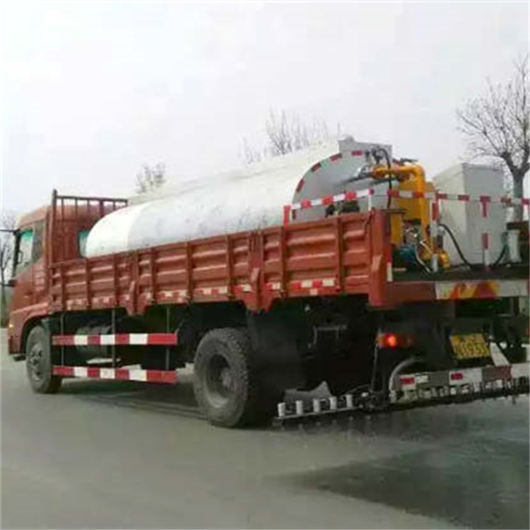 沥青洒布车 厂家直营 提供操作培训与完善售后 核心部件质保