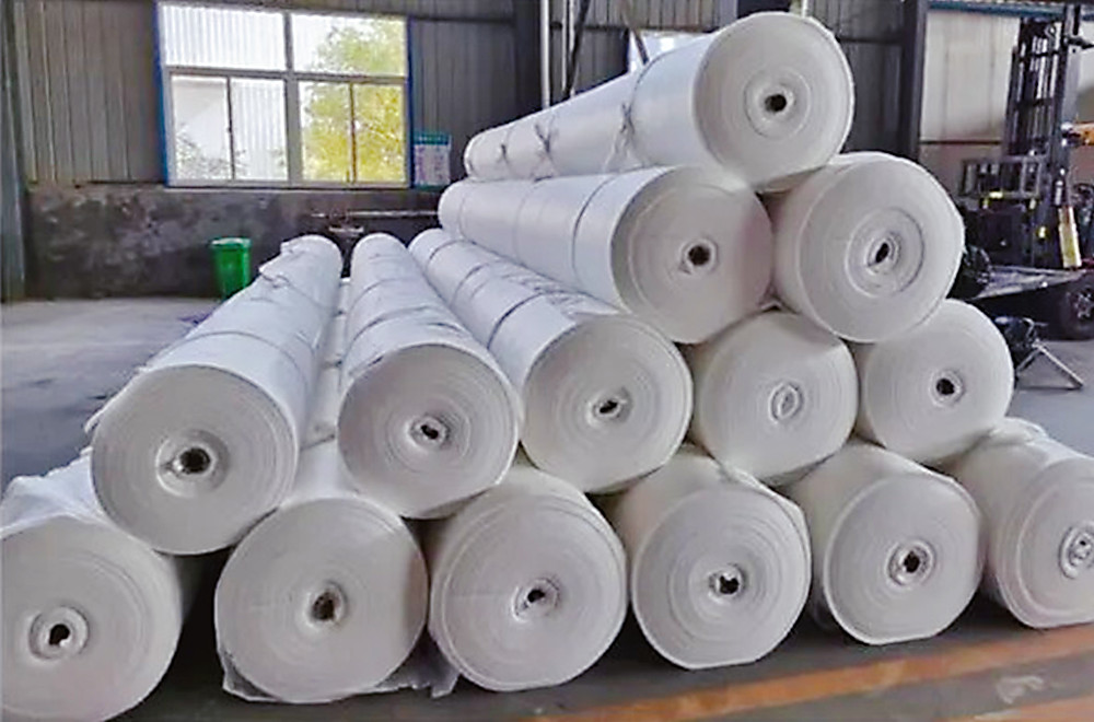 Polyester non-woven filament geotextile hot stamping national standard/non-standard with good water permeability