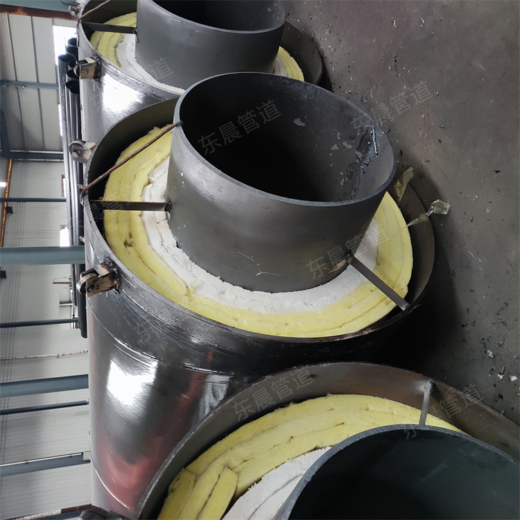 Customization of high-temperature steam DN100 steel sleeve steel insulation steel pipe wrapped directly buried polyurethane insulation pipeline