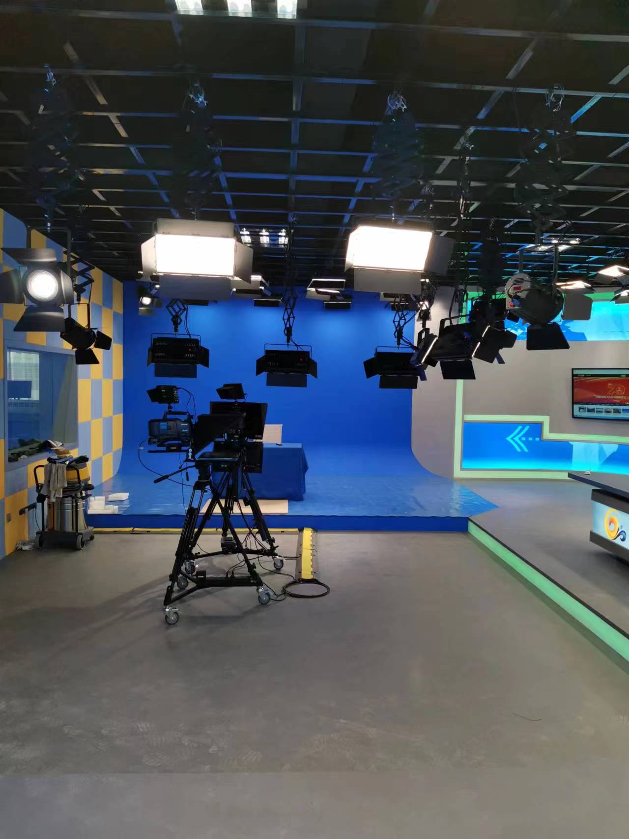 Tian Ying Shi Tong teleprompter, studio equipment, live streaming with goods, conference subtitle reminder, dual screen display