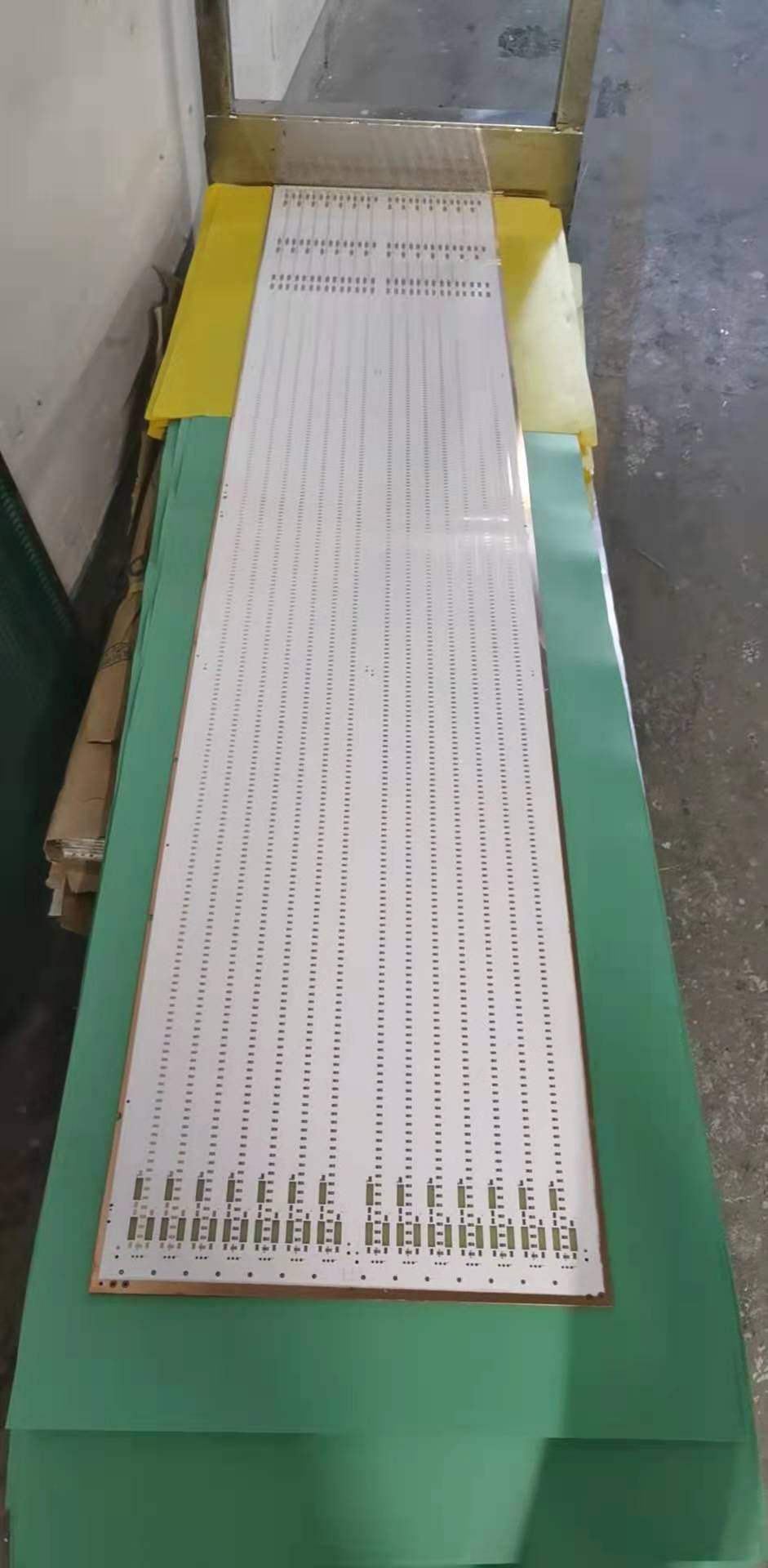 Super long 1.5 meter long circuit board, fiberglass board, urgent sampling of semi-finished PCBA double-sided multi-layer board, PCB circuit board