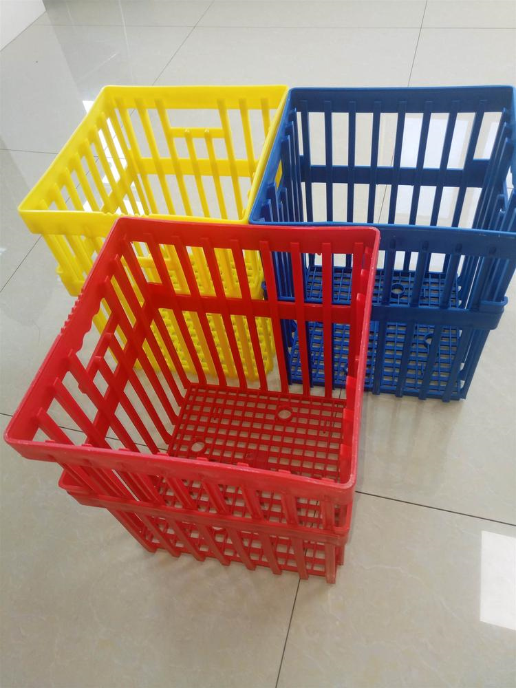 Flexible use of plastic turnover egg baskets, customized duck egg transfer baskets