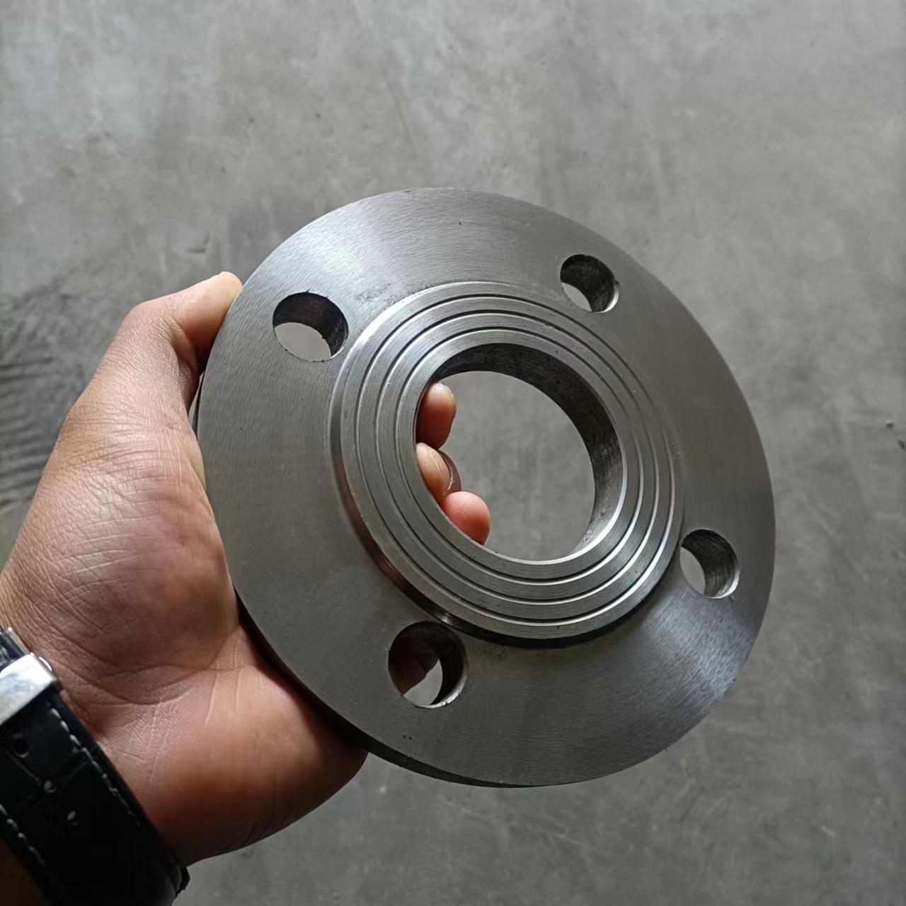 GB/T9119-2000 Plate Raised Face Flat Welding Flange RF 20 # Material 304 Material DN200