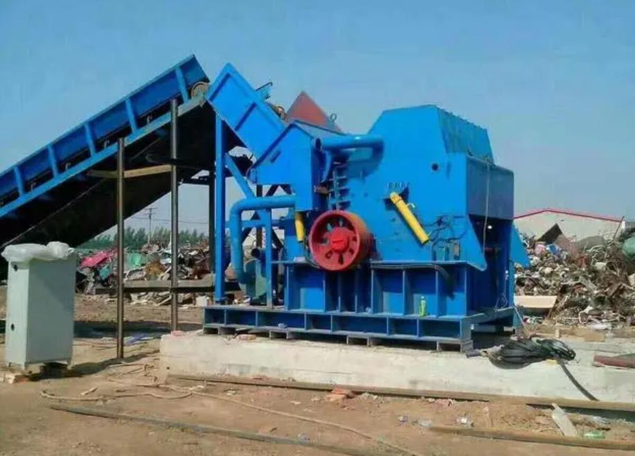 Large metal crusher, multifunctional color steel tile, scrap steel, scrap iron sheet crusher, automobile shell crushing equipment, heavy-duty