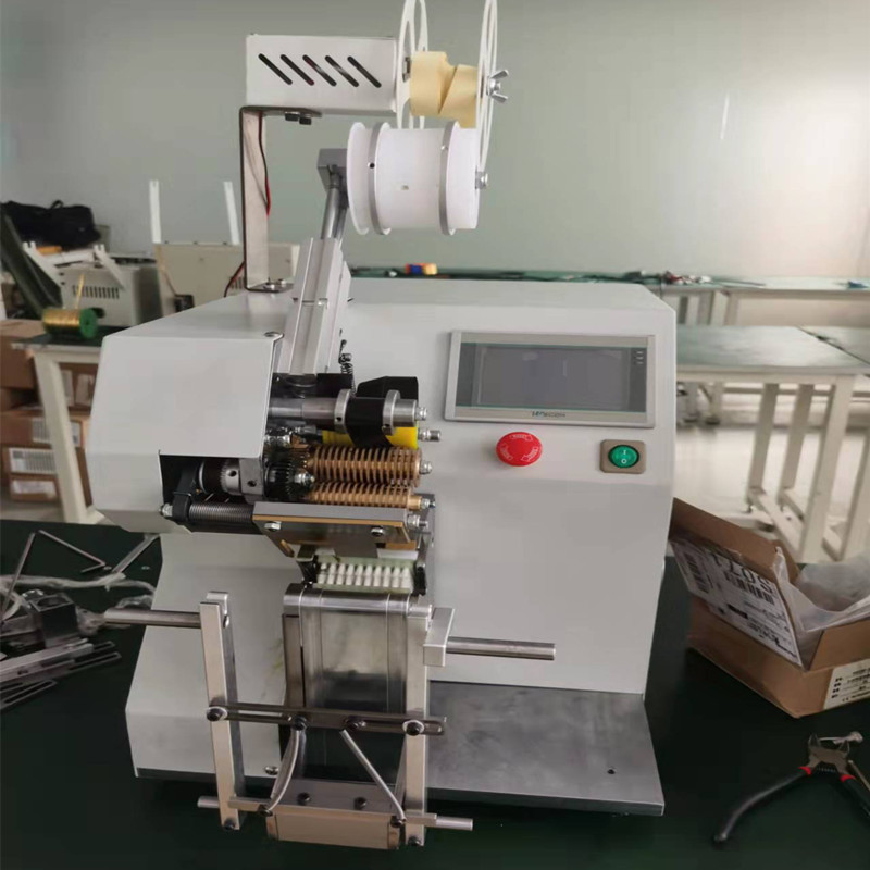 Point winding machine, point winding tape, electronic wire terminal, automatic point winding tape machine, single point winding machine